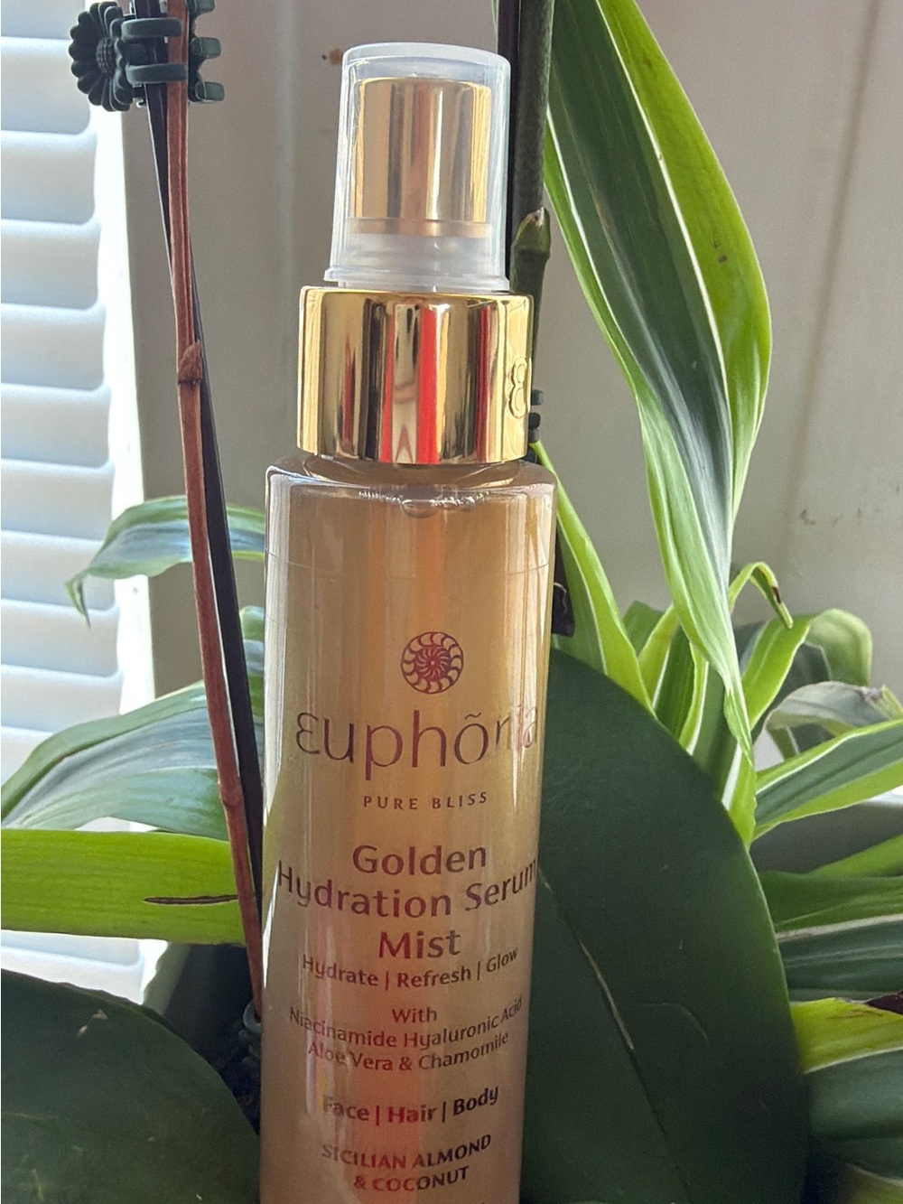 Euphoria ,pure Bliss Golden Haydration, Serum Mist Sicilian Almond Coconut